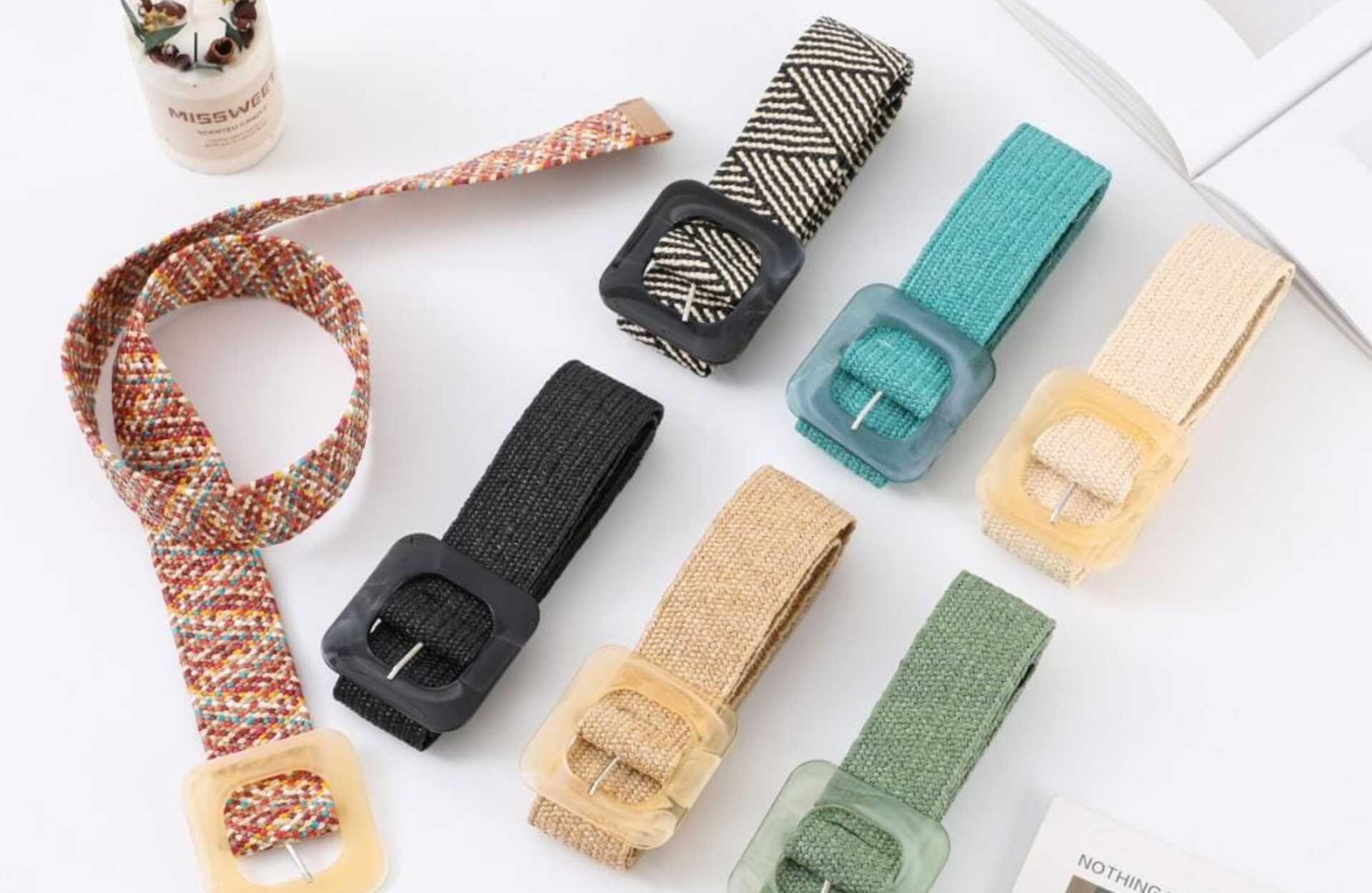Coco shop, complementos artesanales con estilo en Benicarló. Cinturón elástico con hebilla cuadrada.